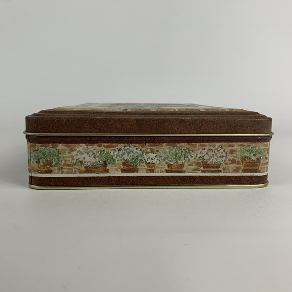 Vintage Tabby Kittens Cats in Flower Pots Picket Fence Collectible Tin 6"x7.5" - Picture 9 of 16